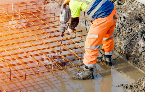 Best Custom Concrete Contractor  in De Soto, IA